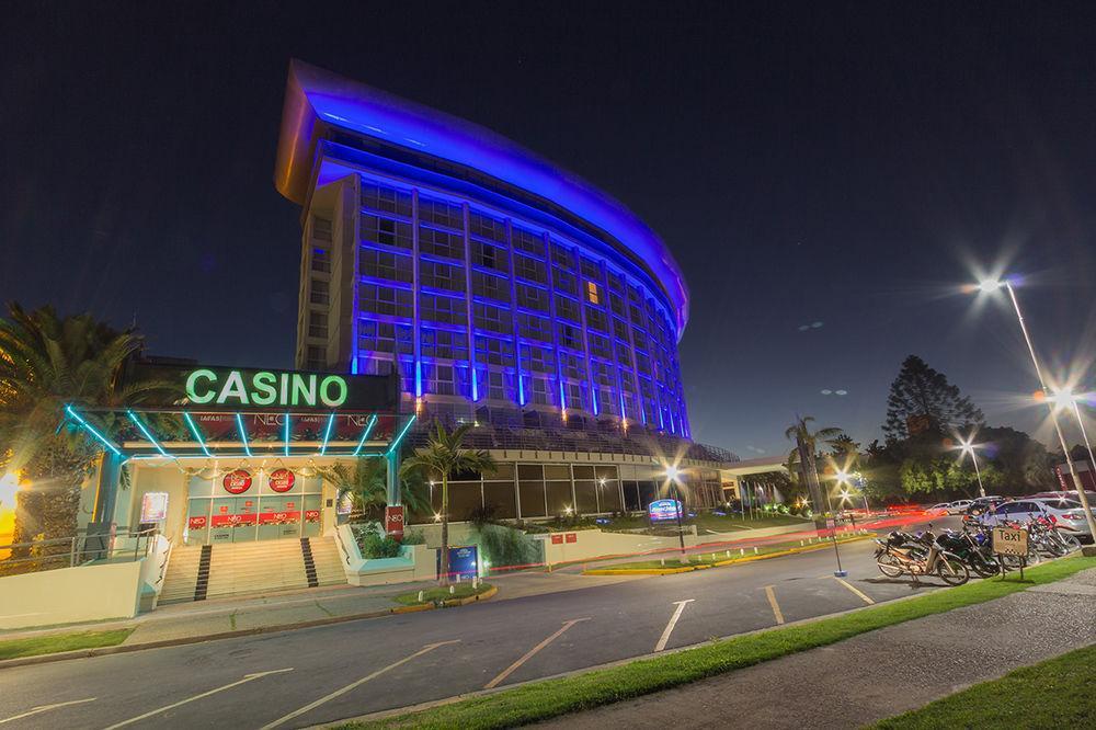 Howard Johnson Plaza Resort & Casino Mayorazgo Parana Ngoại thất bức ảnh Casino Marina del Sol