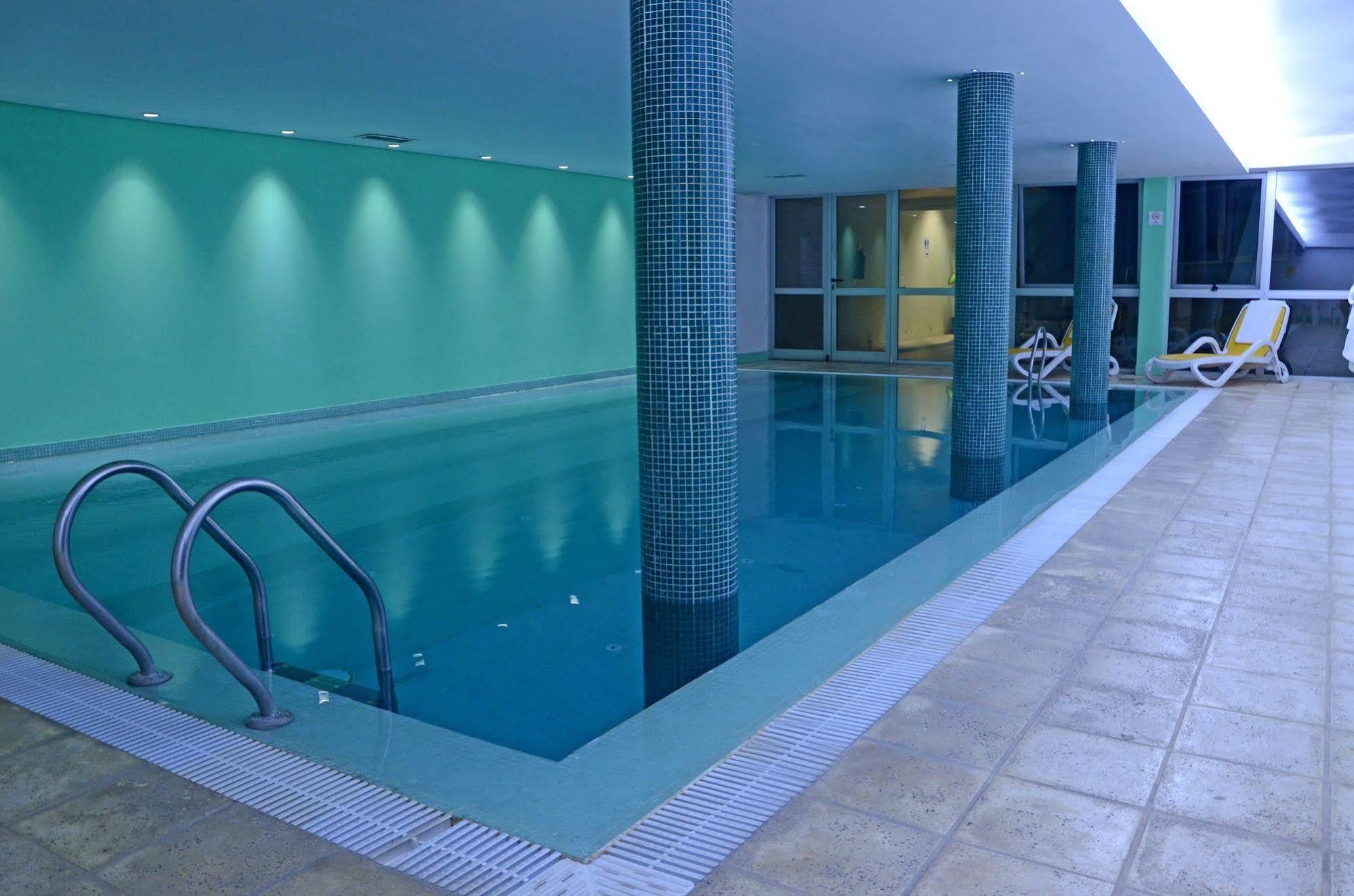 Howard Johnson Plaza Resort & Casino Mayorazgo Parana Ngoại thất bức ảnh Swimming pool